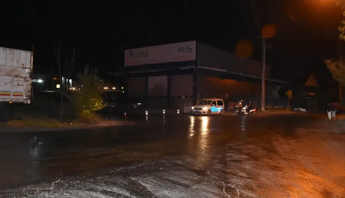 Asit sızdıran kamyonda dehşet anları!