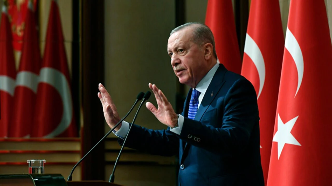 Cumhurbaşkanı Erdoğan, dar gelirliye yönelik kiralık sosyal konut projesini açıkladı.