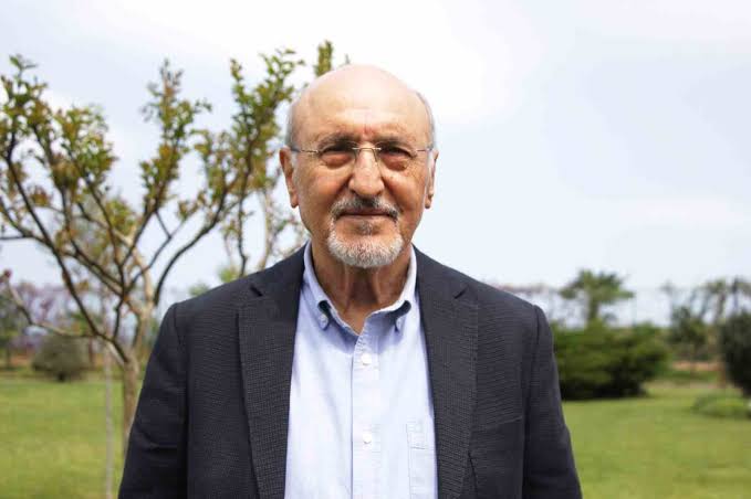 Prof. Dr. Osman Bektaş, Marmara Denizi'ndeki fay yapısına ilişkin dikkat