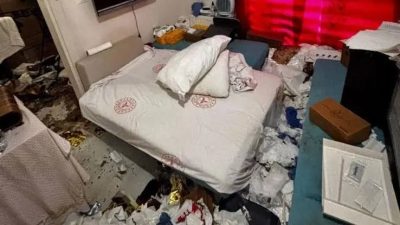 Sakarya'nın Serdivan ilçesinde acil servis hemşiresinin kiraladığı daire çöp eve