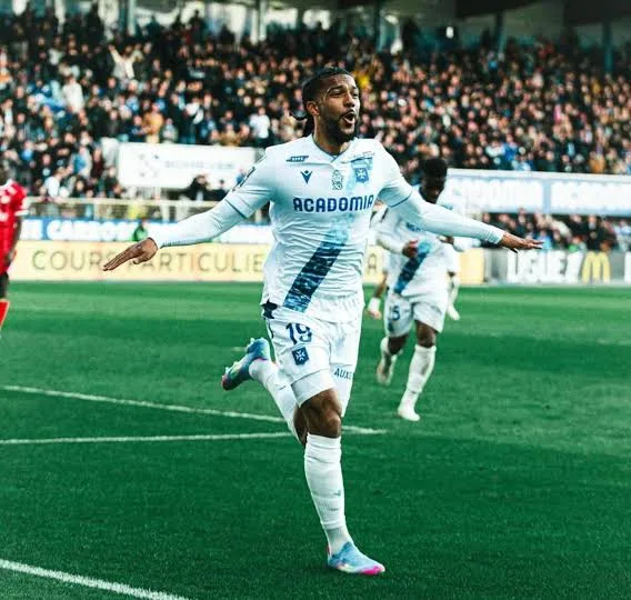 Kocaelispor Florian Aye transferinin detaylarını açıkladı
