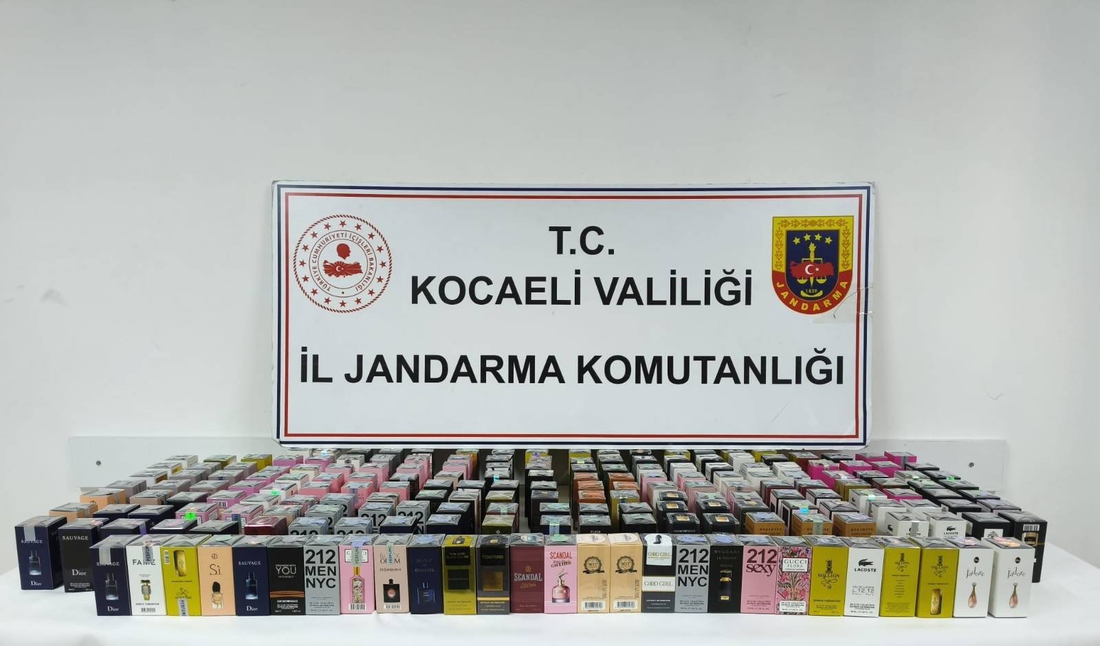 Kocaeli İl Jandarma Komutanlığı ekipleri, kaçakçılıkla mücadele faaliyetleri kapsamında il
