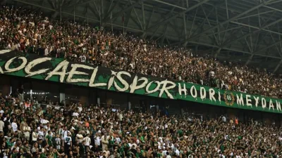 Hodri Meydan Taraftarlar Derneği, Kocaelispor’un Başakşehir deplasmanı öncesinde taraftarlara küfürlü