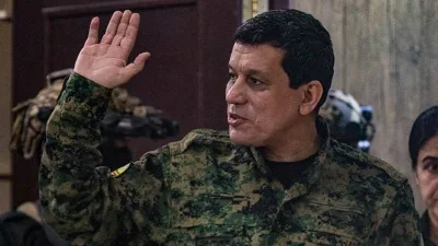 SDG elebaşı Mazlum Abdi, örgütün feshedildiğini ve birliklerin Suriye ordusuna