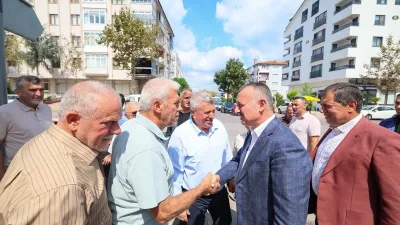 Kocaeli Büyükşehir Belediye Başkanı Tahir Büyükakın, Karamürsel’de yapımı devam eden
