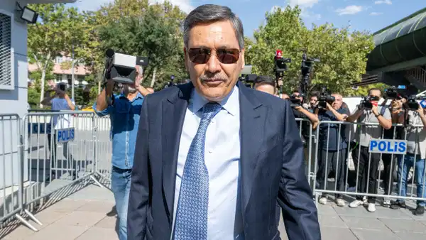 Gazeteci Fatih Altaylı, Melih Gökçek hakkında Ankara kulislerinde konuşulan servet