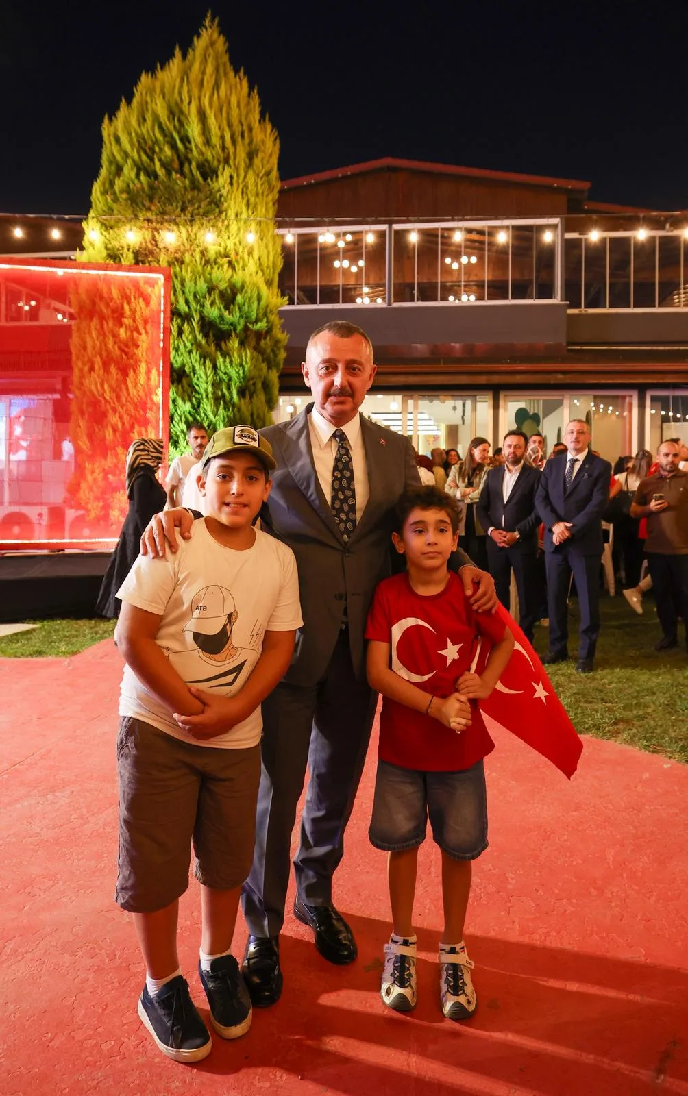 İlmek ilmek hazırladı! Kocaeli’de 30 Ağustos’a damga vuran görüntü