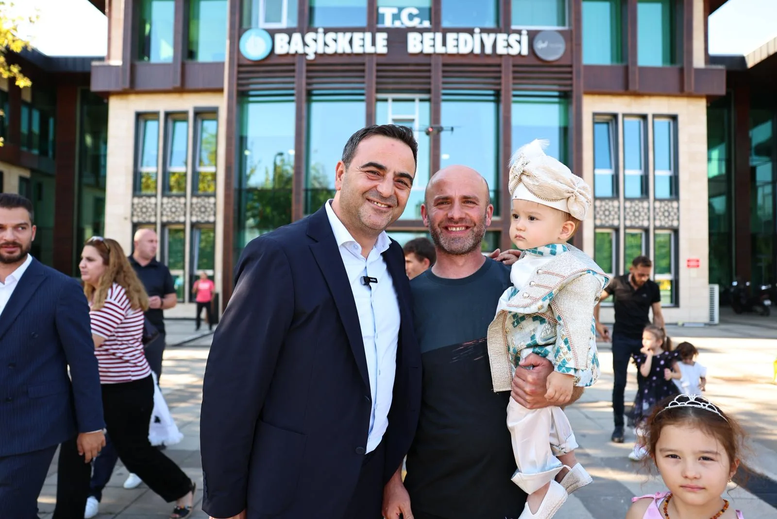 Başiskele’de sünnet heyecanı: 180 çocuk için renkli kutlama