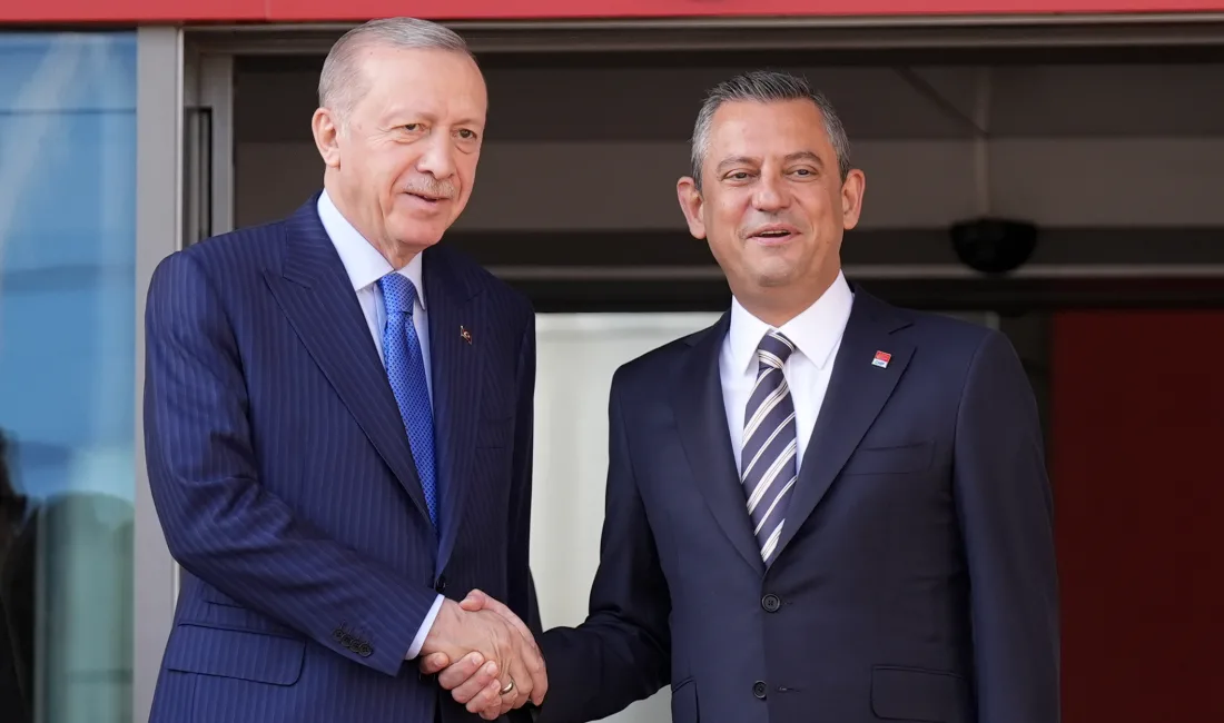 Yeni Parti Genel Başkanı Özgür