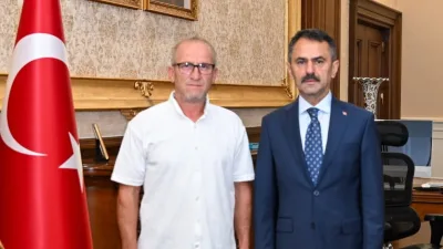 Karamürsel ilçesine bağlı Çamçukur Mahallesi Muhtarı Fatih Bat, Kocaeli Valisi
