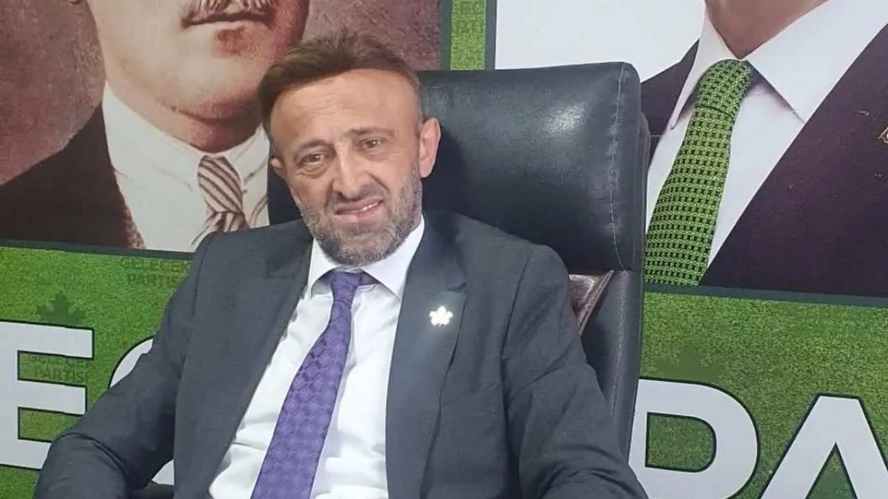 İzmit Belediye Meclisi’nde deprem: İstifa etti