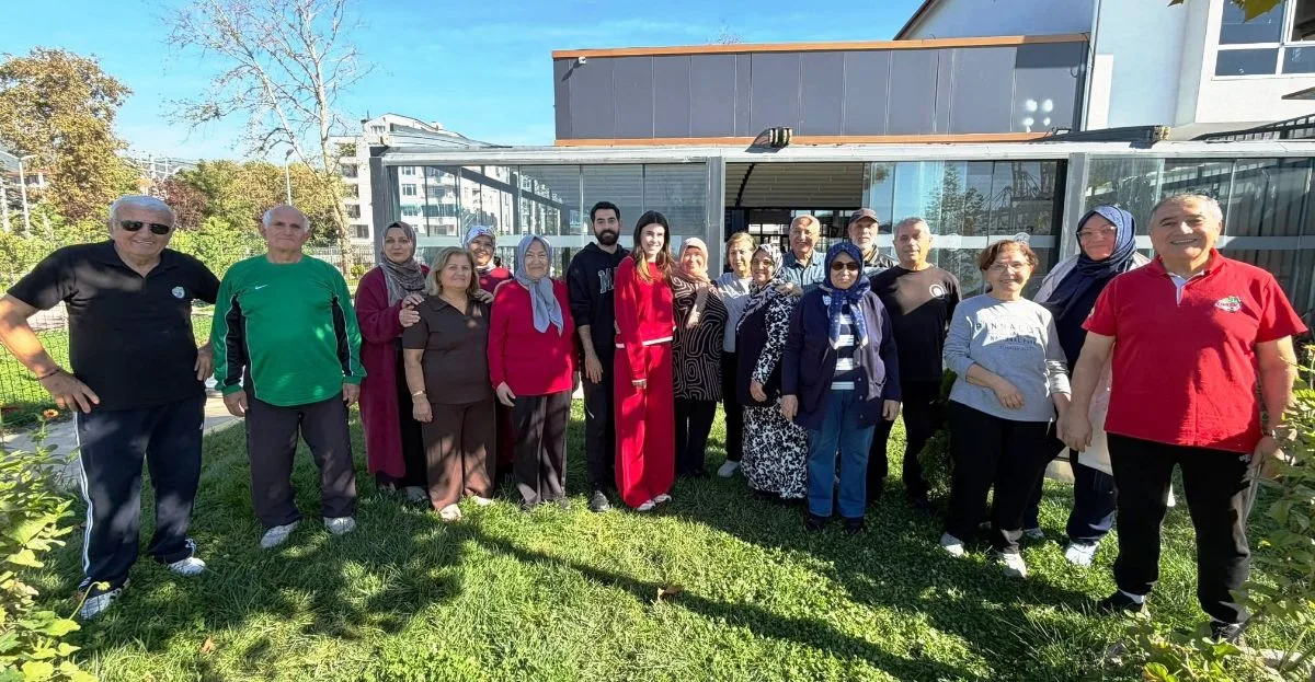 60+ Aktif Yaşlanma Kulübü Körfez egzersiz saati